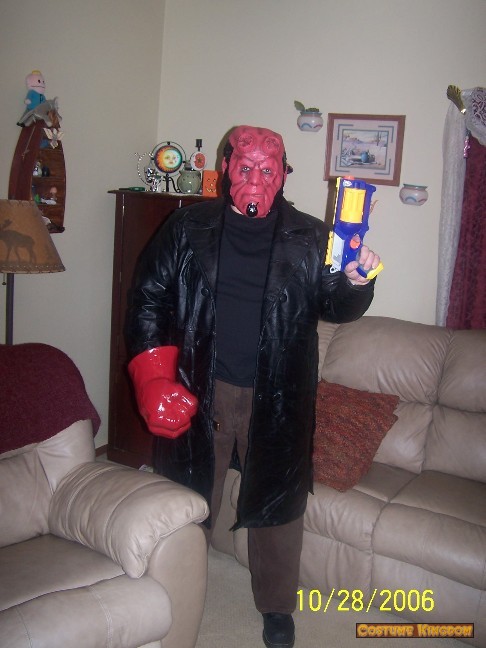 Tom as Hellboy 
